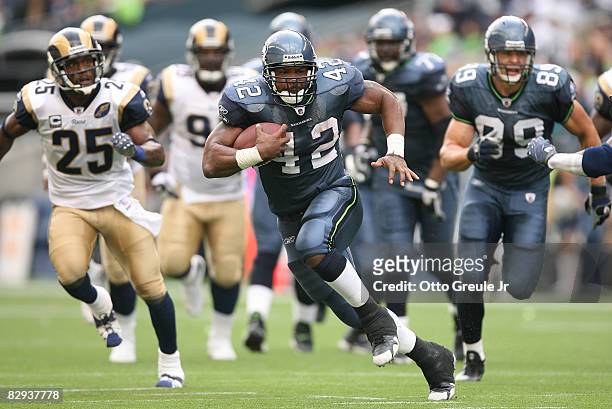 Running back T.J. Duckett of the Seattle Seahawks rushes against the St. Louis Rams on September 21, 2008 at Qwest Field in Seattle Washington. The...