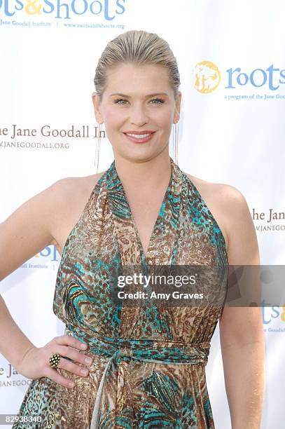 Kristy Swanson attends Jane Goodall's Roots & Shoots Day of Peace at Griffith Park on September 21, 2008 in Los Angeles, California.