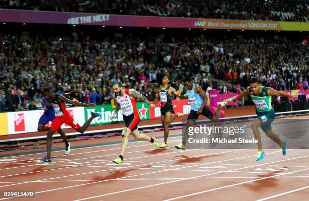 Ramil Guliyev of Turkey crosses the line to win the mens 200 metres final during day seven of the 16th IAAF World Athletics Championships London 2017...