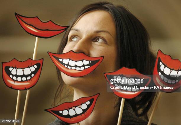 The Edinburgh International Science Festival marked it`s launch today with an experiment showing how to decide whether a smile is genuine or fake.