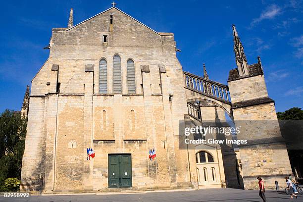 low angle view of a hotel, hotel de ville, bordeaux, aquitaine, france - ville bordeaux stock-fotos und bilder