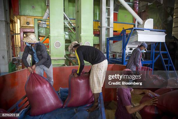 Amru Rice Amru Rice Co Photos and Premium High Res Pictures - Getty Images