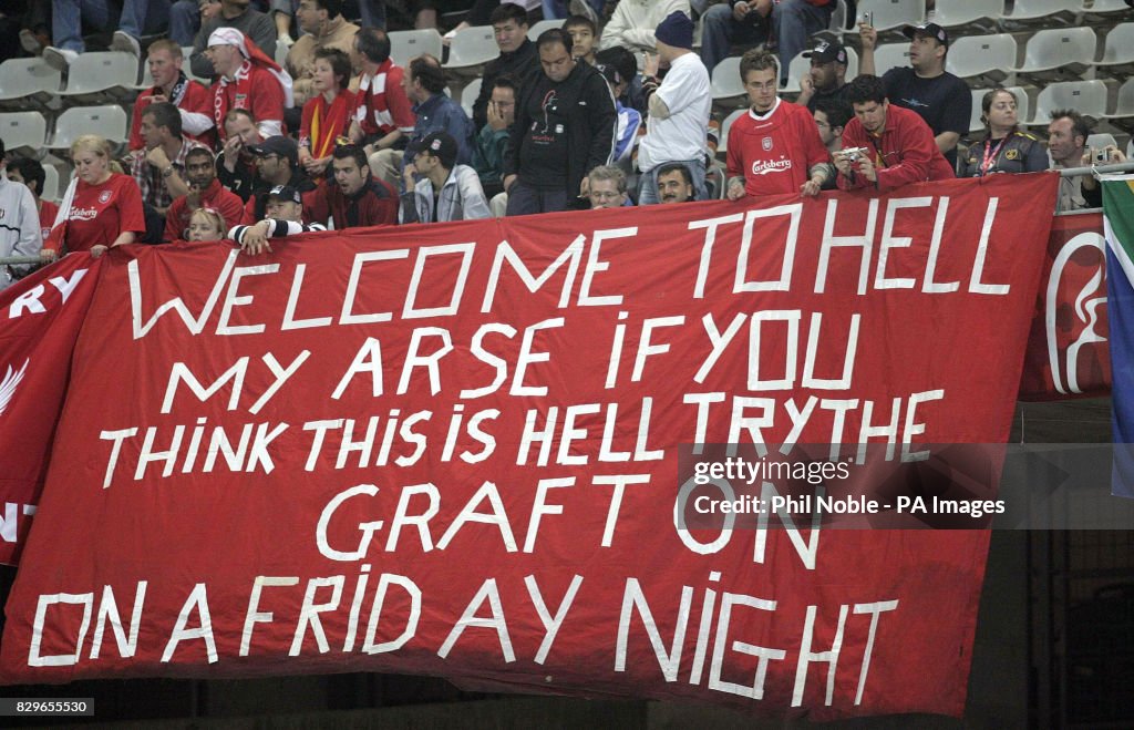 Soccer - UEFA Champions League - Final - AC Milan v Liverpool - Ataturk Olympic Stadium