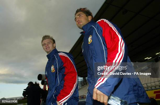 Dwayne Peel and Gavin Henson take a strole around the venue.