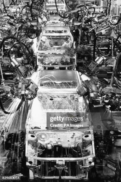 Long Bridge Rover Works 57 Longbridge Works Stock Photos, High-Res Pictures, and Images - Getty ...