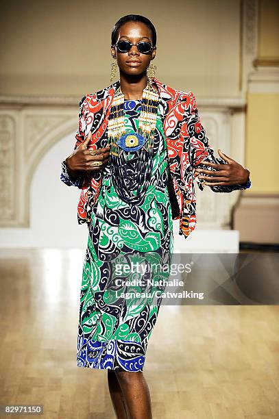 Model walks the catwalk during the Duro Olowu show part of London Fashion Week Spring/Summer 2009 on September 18, 2008 in London, England.