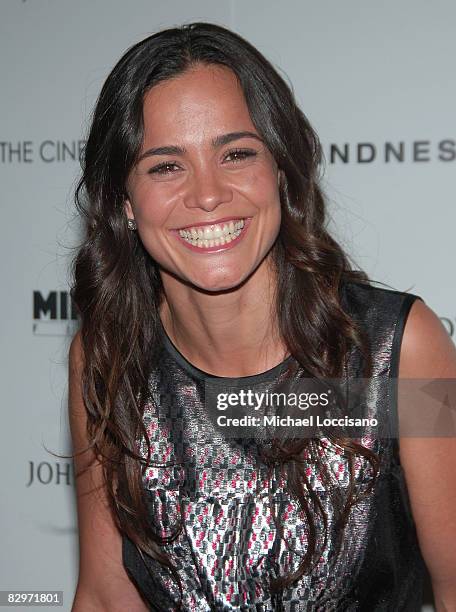 Actress Alice Braga attends a screening of "Blindness" hosted by The Cinema Society at Chelsea Cinemas on September 22, 2008 in New York City.