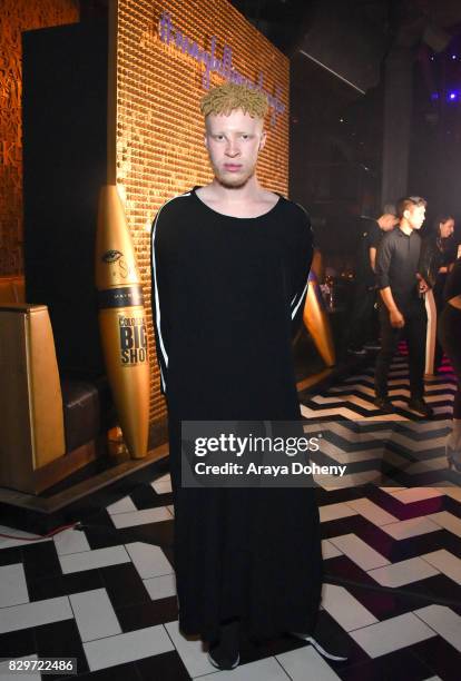 Model Shaun Ross attends Maybelline New York Celebrates First Ever Co-branded Product Collection With Beauty Influencer Shayla Mitchell at 1OAK on...