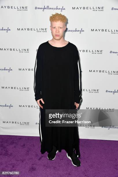 Shaun Ross attends Maybelline's Los Angeles Influencer Launch Event at 1OAK on August 10, 2017 in West Hollywood, California.