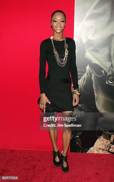 Actor Yaya DaCosta attends the premiere of "Miracle at St. Anna" at Ziegfeld Theatre on September 22, 2008 in New York City.