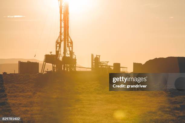 105 Fracking Rig Night Stock Photos, High-Res Pictures, and Images ...