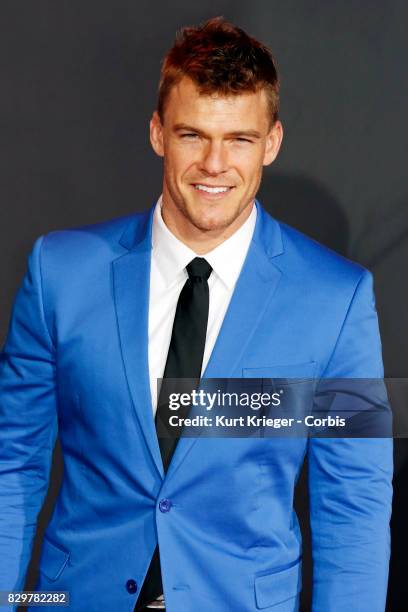 Alan Ritchson arrives at the 'Hunger Games - Mockingjay Part 2' premiere in Los Angeles, California on November 16, 2015 EDITORS NOTE: Image has been...