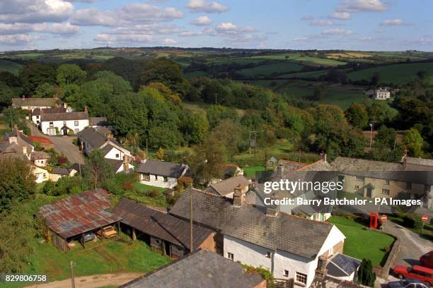 EVERSFIELD MANOR HOUSE [EXTREME TOP RIGHT] WITH EX-TORY MINISTER ALAN CLARK'S COUNTRY COTTAGE [EXTREME TOP LEFT] IN BRATTON CLOVELLY. MAJOR JAMES...