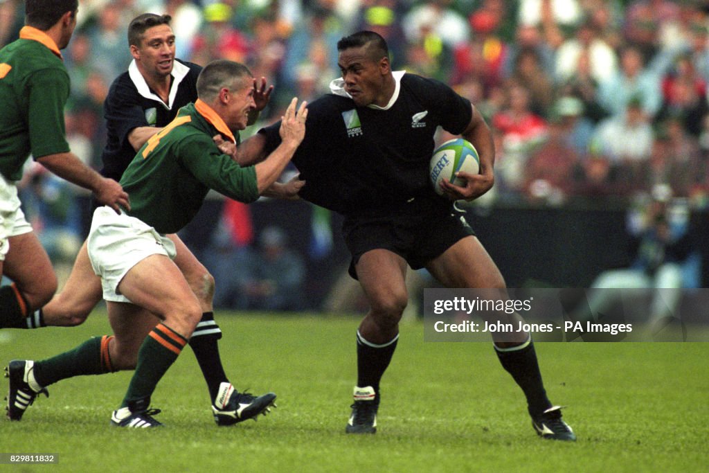 Rugby Union - World Cup South Africa 95 - Final - South Africa v New Zealand - Ellis Park, johannesburg