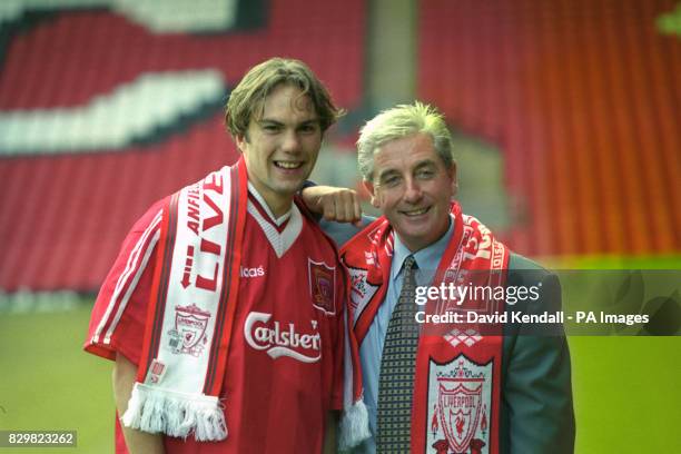 Jason McAteer with manager Roy Evans at Anfield after signing for Liverpool in a 4.5m deal from Bolton Wanderers.