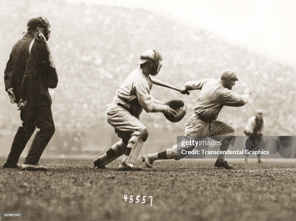 1916 World Series - Game 2:  Brooklyn Robins v Boston Red Sox