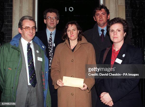 Dunblane parents Gordon Bounes, Les Morton, Rosemary Hunter, John Crozier and Snowdrop Campaign member Ann Pearston outside 10 Downing Street this...