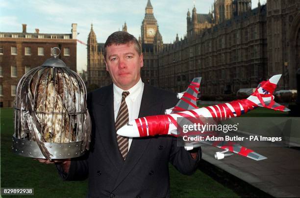 Graham Stringer Portrait 183 Graham Stringer Stock Photos, High-Res Pictures, and Images - Getty ...