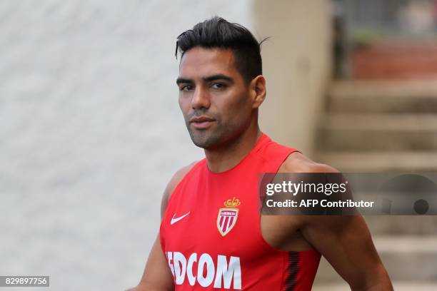 Monaco L1 football club's Colombian forward Radamel Falcao arrives for a training session on August 11, 2017 in La Turbie, near Monaco. / AFP PHOTO /...