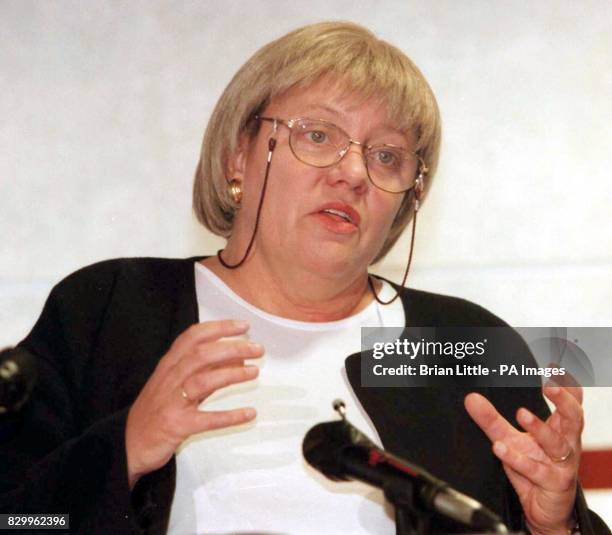 Northern Ireland Secretary, Mo Mowlam, speaking at the Centre for the Study of Conflict at the University of Ulster today where she confirmed the...