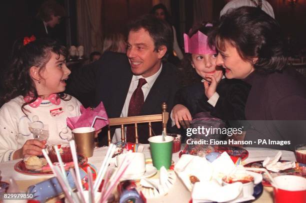 222 Cherie Christmas Photos & High Res Pictures - Getty Images