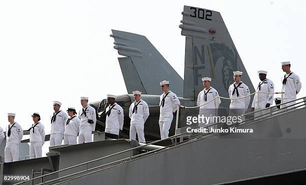 George Washington arrives at Yokosuka U.S. Navy Base on September 25, 2008 in Yokosuka, Kanagawa, Japan. The nuclear aircraft carrier is deployed to...