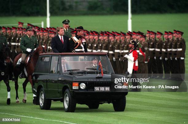 Highlander Rang Rover Gordon Highlanders Regimental Photos and Premium High Res Pictures ...