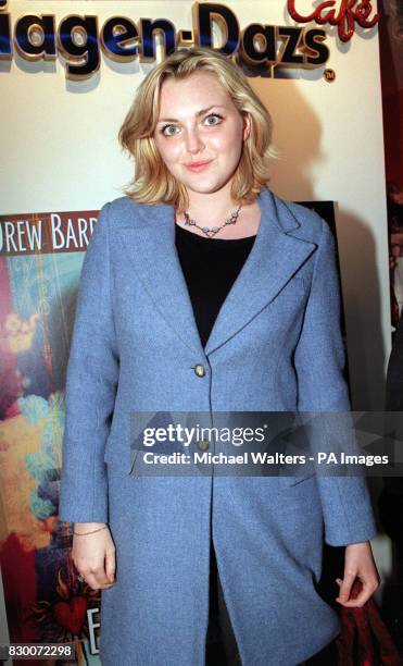 PA NEWS PHOTO 23/9/98 MODEL SOPHIE DAHL ARRIVES FOR THE UK GALA PREMIERE OF THE FILM 'EVER AFTER - A CINDERELLA STORY', AT THE KENSINGTON ODEON IN...