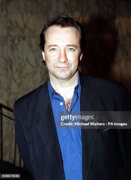 PA NEWS PHOTO 24/9/98 ACTOR NEIL PEARSON AT THE 1998 BRITISH SHORT FILM AWARDS CEREMONY AT THE UCI EMPIRE LEICESTER SQUARE.