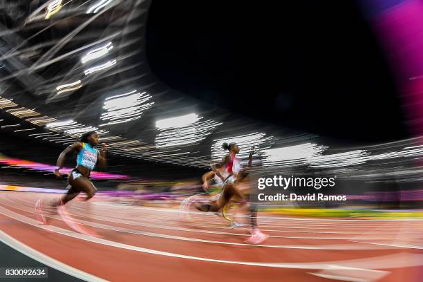 Anthonique Strachan of Bahamas competes in the Women's 200 metres semi-finala during day seven of the 16th IAAF World Athletics Championships London...