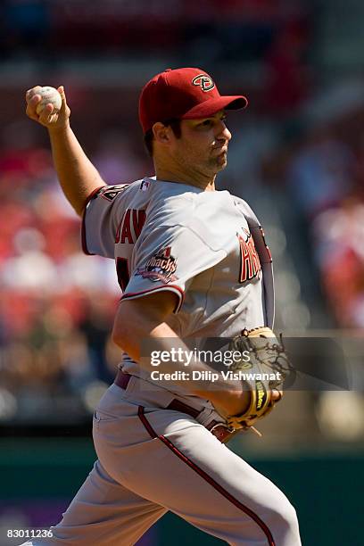 Starting pitcher Doug Davis of the Arizona Diamondbacks throws against the St. Louis Cardinals at Busch Stadium on September 25, 2008 in St. Louis,...