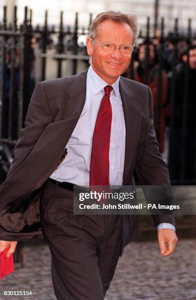 Lord Rothermere Desk Rothermere, The Last Press Baron, Is Dead – LENB