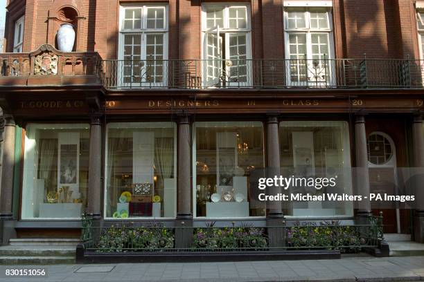 99 Thomas Goode Co Stock Photos, High-Res Pictures, and Images - Getty ...