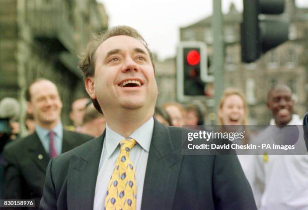 Scottish National Party's leader Alex Salmond MP releases some balloons over Edinburgh to mark the launch of the SNP's Scottish General Election...