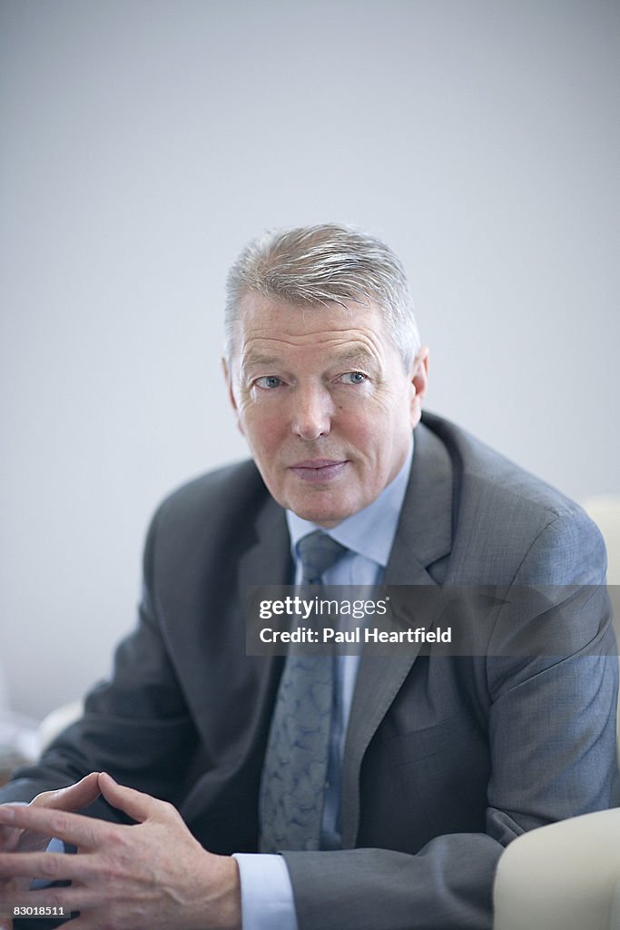 Alan R. Johnson Politician Alan Johnson poses for a portrait shoot in London for ...