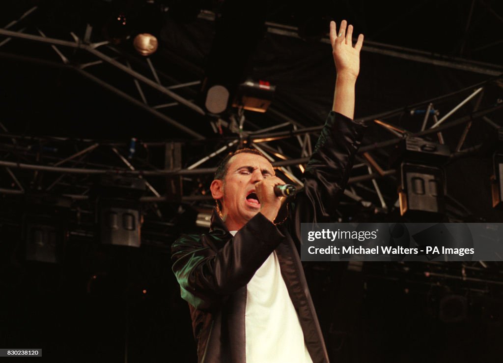 Kevin Roland Kevin Rowland formerly singer with the band Dexy's Midnight Runners ...