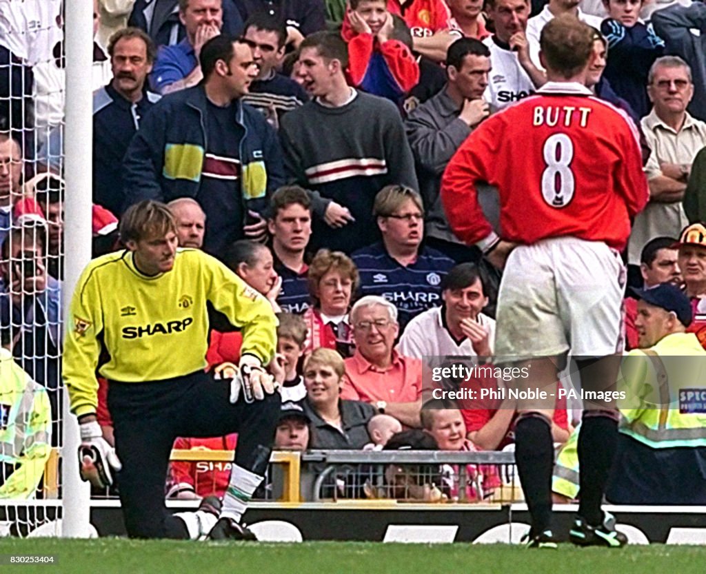 Soccer/Man U v S'ton 2