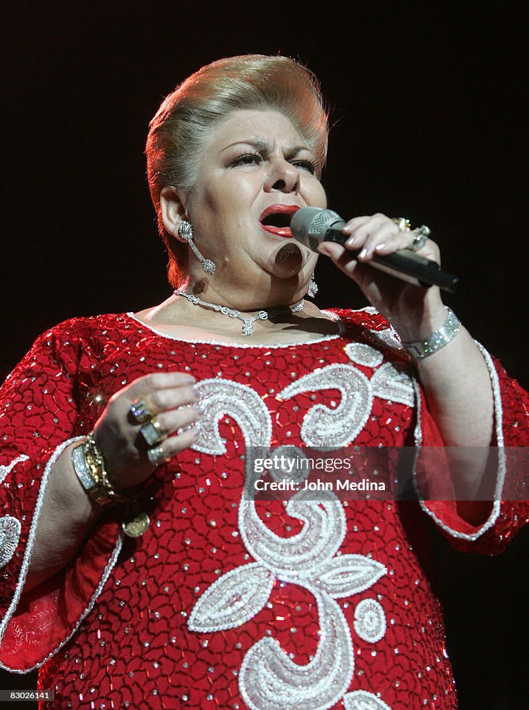 Paquita La Del Barrio Performs at HP Pavilion in San Jose - November 24, 2006