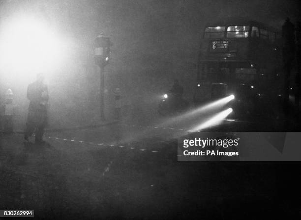 On this Day in History - A thick smog envelopes London causing many deaths and injuries London was blanketed by thick fog at Ludgate Circus. This...