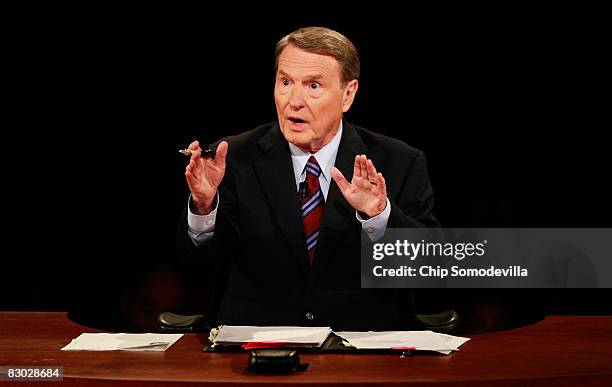 Debate moderator Jim Lehrer speaks during the first of three presidential debates before the 2008 election September 26, 2008 in the Gertrude...