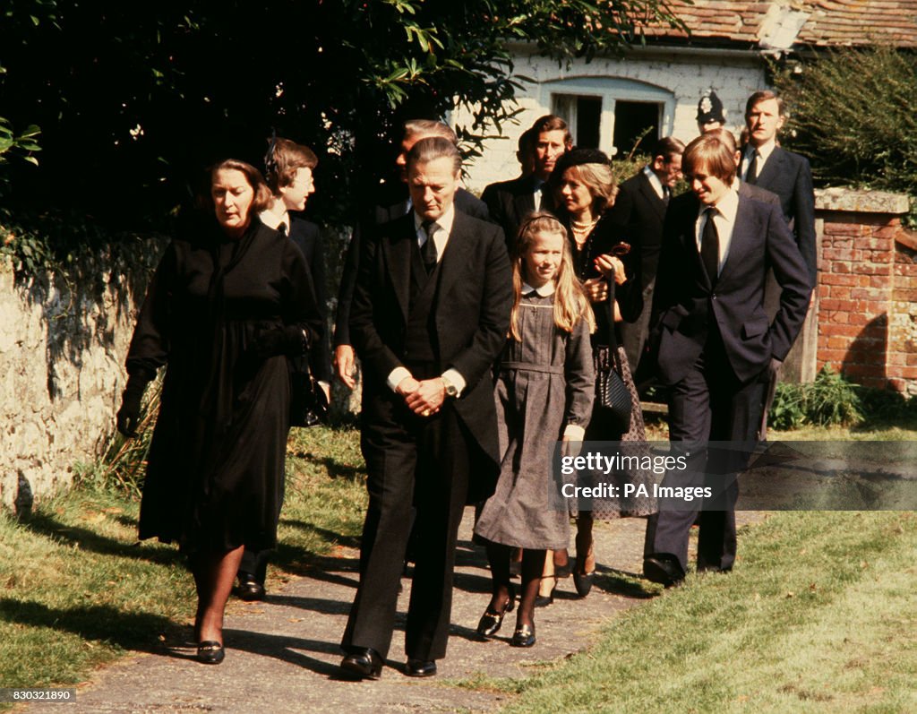 PA NEWS PHOTO 6/9/79 MOURNERS AT THE CHURCH OF ST. JOHN THE BAPTIST AT MERSHAM, NEAR ASHFORD, KENT FOR THE FUNERAL OF THE DOWAGER LADY BRABOURNE (82) AND 14 YEAR OLD NICHOLAS KNATCHBULL BOTH VICTIMS OF THE BOMB OUTRAGE WHICH ALSO CLAIMED THE LIFE OF LORD MOUNTBATTEN. IN FOREGROUND ARE LADY PAMELA HICKS, DAUGHTER OF LORD MOUNTBATTEN AND HER HUSBAND DAVID HICKS (Photo by PA Images via Getty Images)