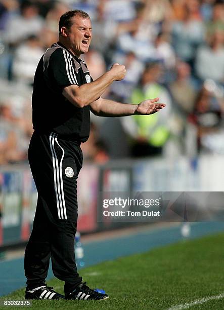 Manager of Derby County, Paul Jewell gives instructions during the Coca Cola Championship match between Queens Park Rangers and Derby County at...