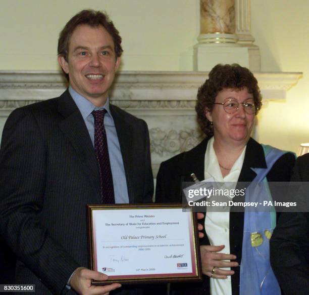 Lin Osborn 446 Sean Lin Stock Photos, High-Res Pictures, and Images - Getty Images