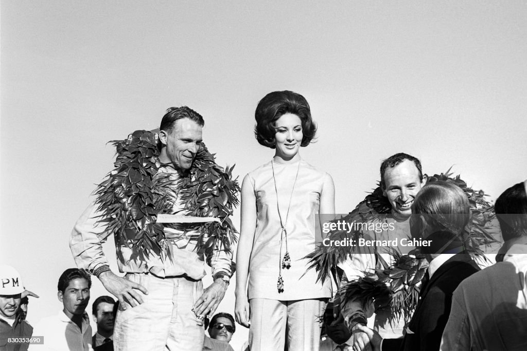 John Surtees, Dan Gurney, Grand Prix Of Mexico