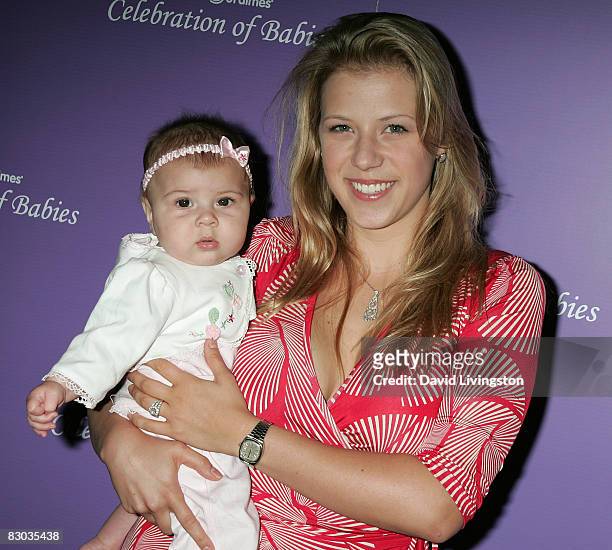 Actress Jodie Sweetin and her daughter Zoie attend the March of Dimes' Celebration of Babies at The Beverly Hilton Hotel on September 27, 2008 in...