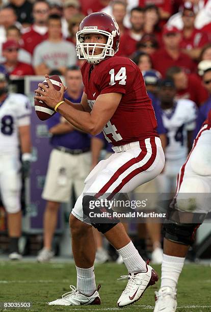 Quarterback Sam Bradford of the Oklahoma Sooners drops back to pass against the TCU Horned Frogs at Oklahoma Memorial Stadium on September 27, 2008...