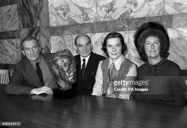 Lady Pamela Hicks and Lady Mountbatten at the Ministry of Defence in London with Admiral of the Fleet Lord Lewin to announce sculptor Franta Belsky...