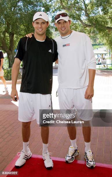 Tennis players Bob Bryan and Mike Bryan arrive at the Bryan Brothers' all-star tennis smash at the Sherwood Country Club on September 27, 2008 in...