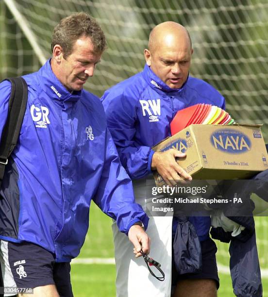 Ray Rix 232 Coach Graham Rix Stock Photos, High-Res Pictures, and Images ...