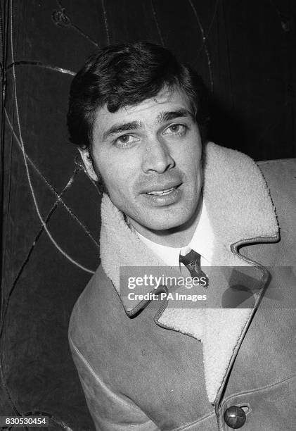 Singer Engelbert Humperdinck before his performance on stage at the Finsbury Park Astoria in London.